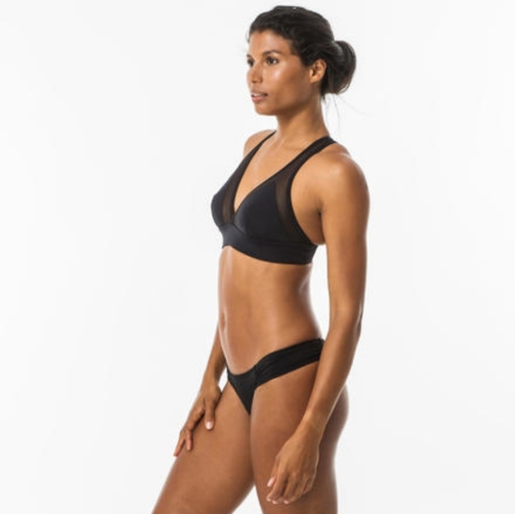 Olaian Swim top with Adjustable Back - Picture 3 of 7